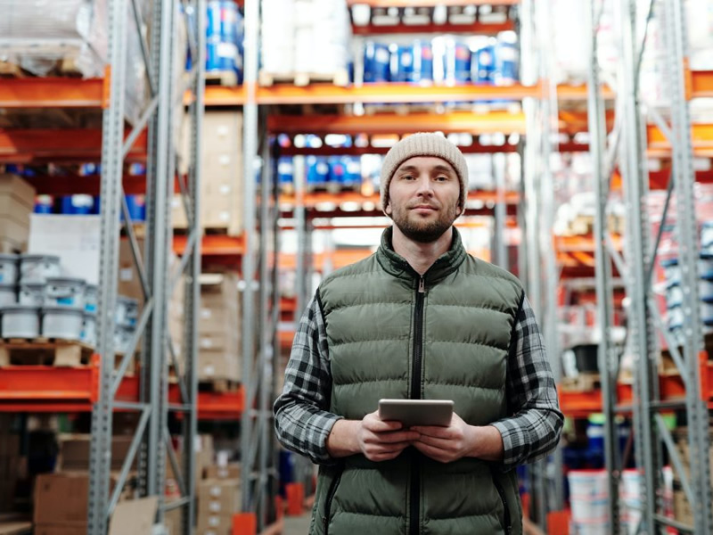 How To Hire A Logistics Manager For Ecommerce